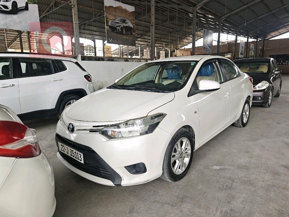 تۆیۆتا یارس